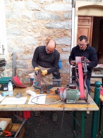 Syndicat de couteliers corses -Fédération des Professionnels de la coutellerie Corse 13